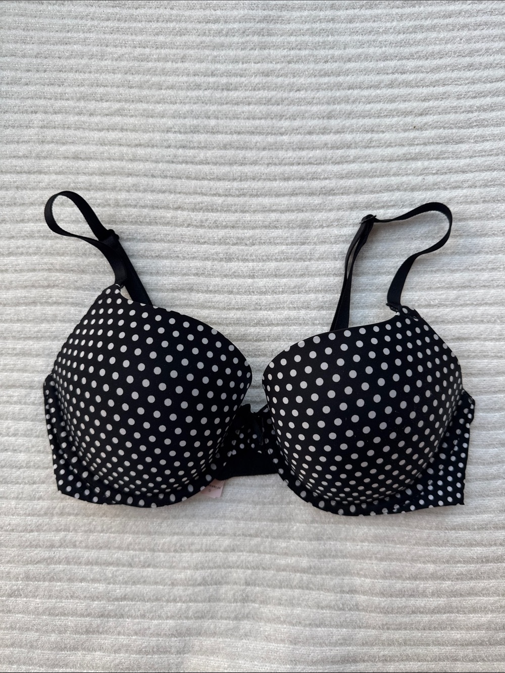 VICTORIA’S SECRET | NWT Black Polka Dot Lightly Lined T-Shirt Demi Bra 34D
